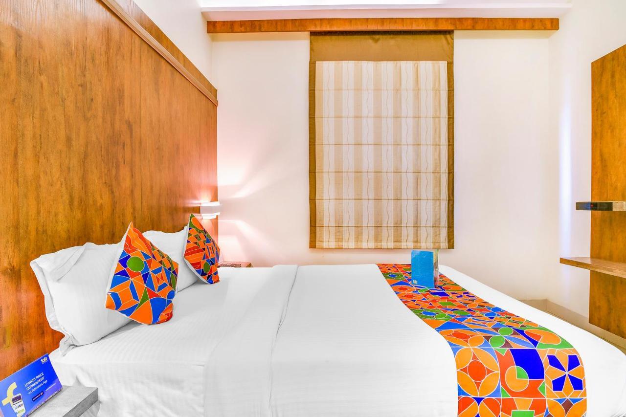 Fabhotel Arastu Nampally Hyderabad Exterior photo
