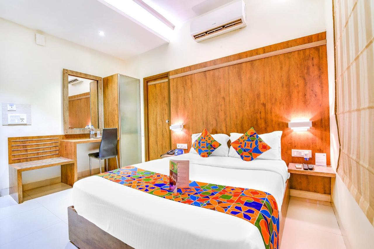 Fabhotel Arastu Nampally Hyderabad Exterior photo